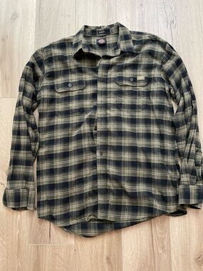 Dickies relaxed fit plaid flannel workwear streetwear mid weight M excellent